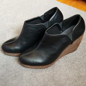 Dr Sholls harlow boot black brown wedge
